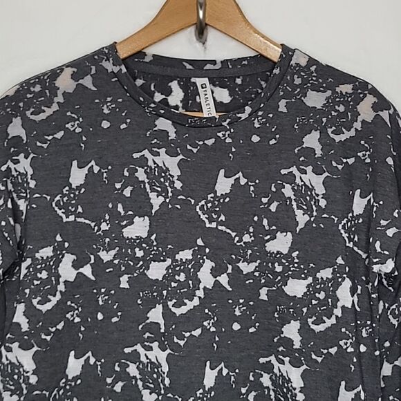 Fabletics Long Sleeve Top Size XS - Picture 2 of 6